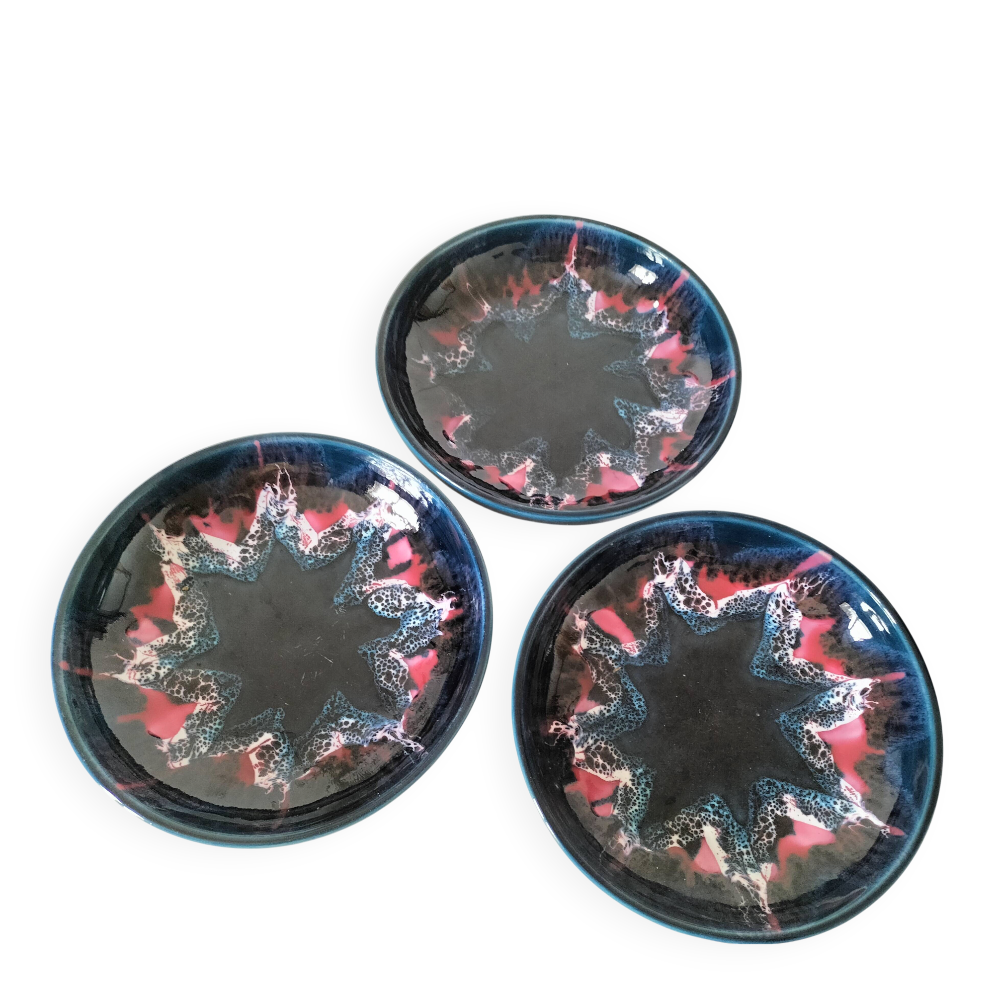3 glazed ceramic deep plates – 1960s/70s