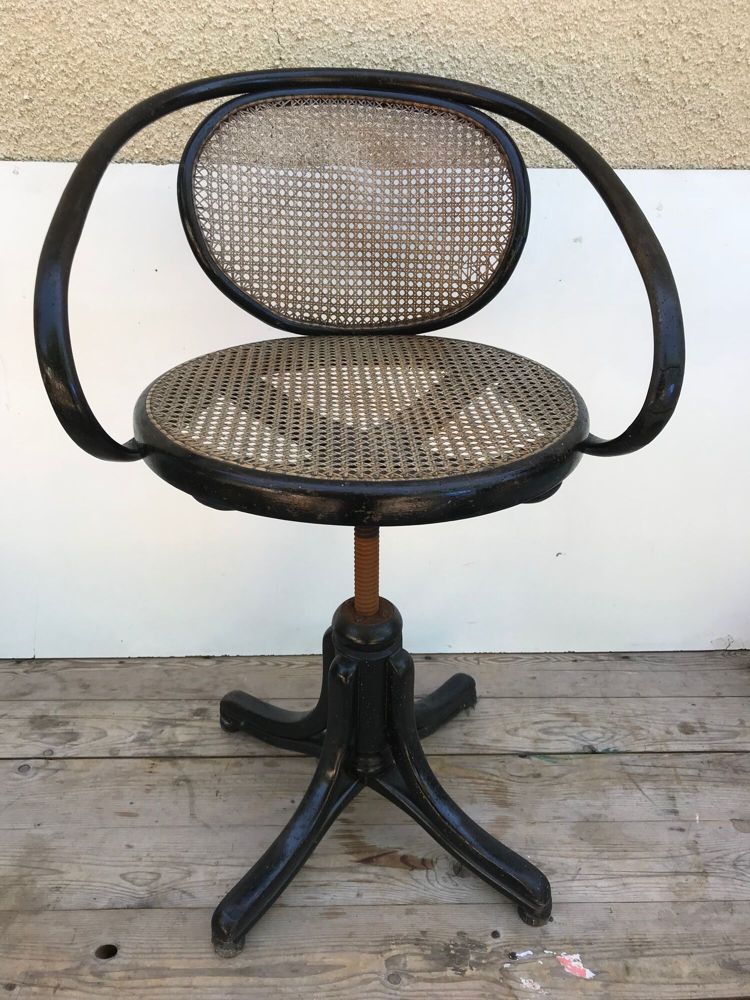 Chair swivel old Thonet bentwood, folder & canned seat Vintage