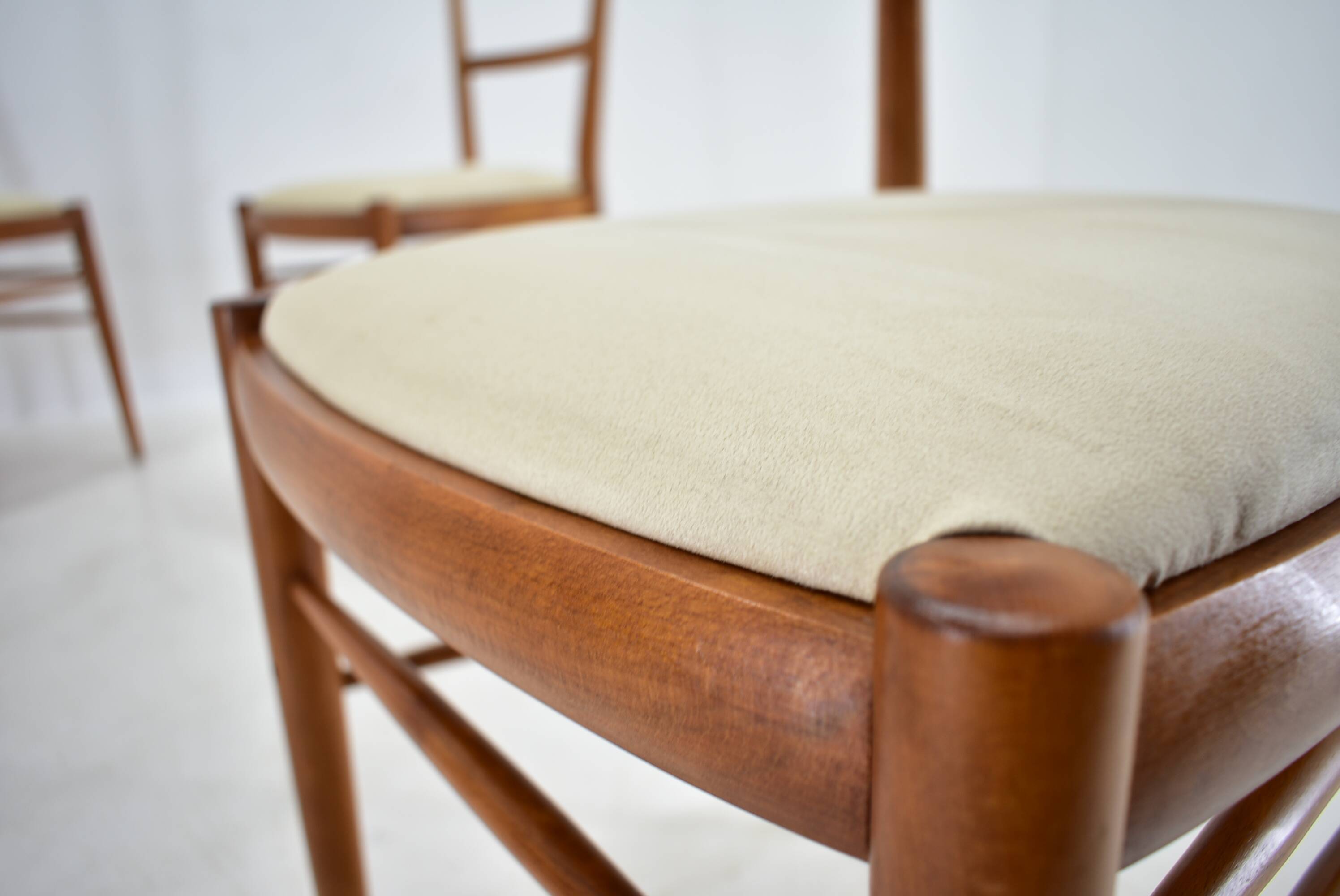 1970s set of 4 dining chairs by Drevotvar, Czechoslovakia