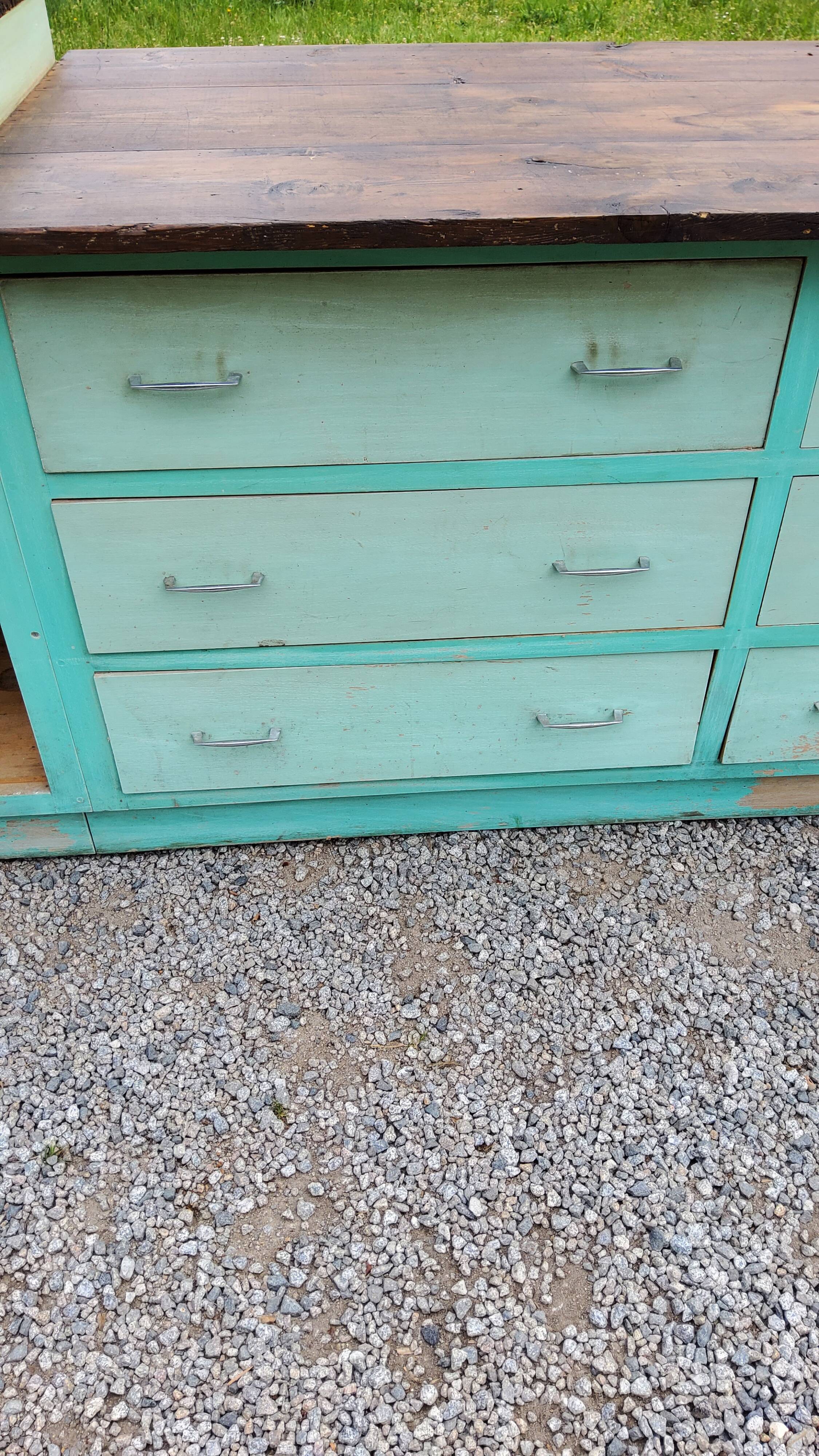 Hardware counter of the 50s 8 drawers 1 niche 250cm