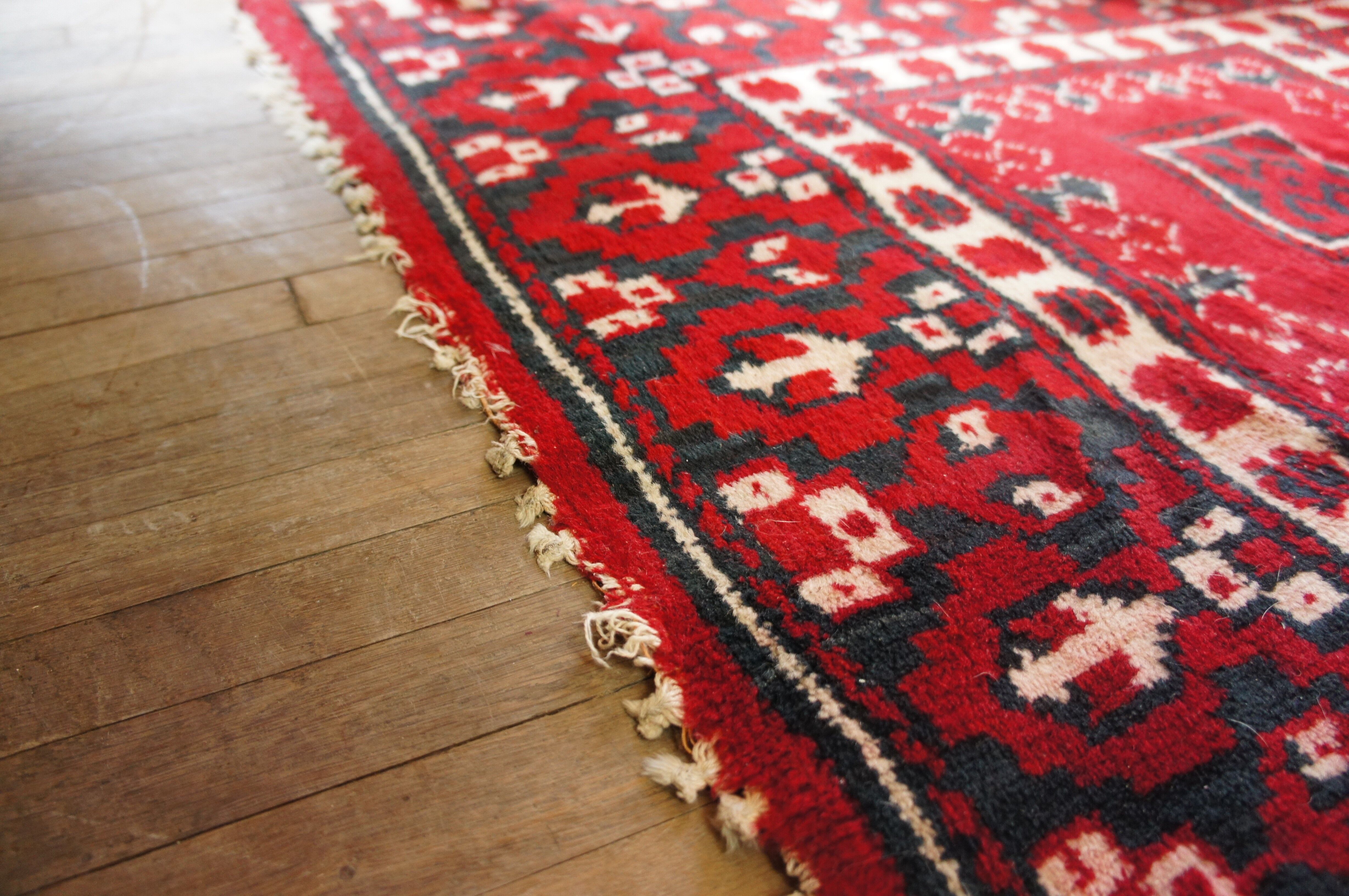 Pure velvet carpet combed wool 165 cm x 118 cm
