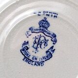 Duo d'assiettes D24cm Empire Works Stoke on Trent série "Zephyr”