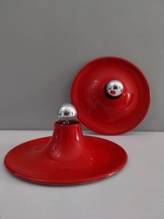 Set of two Italian design wall lights by Targetti from the 1970s.