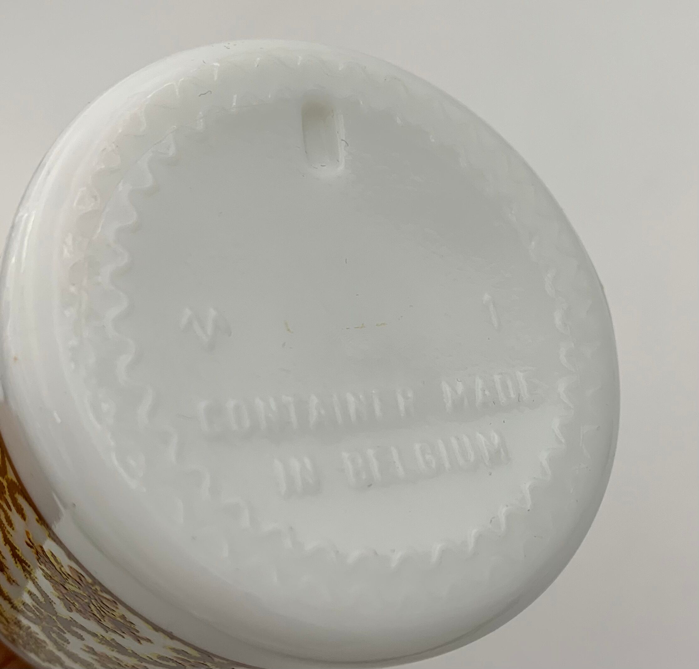 Pot, bottle in vintage opaline "madame rochas" - 1970s