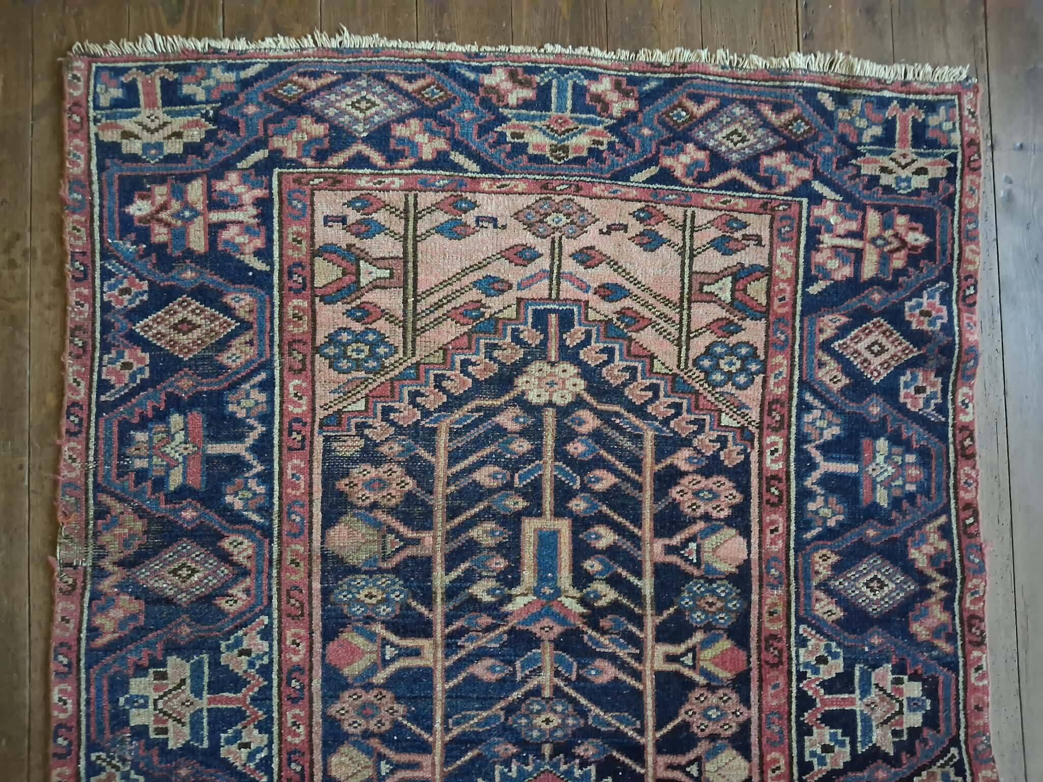 Handmade Persian Hamadan rug 195x107cm