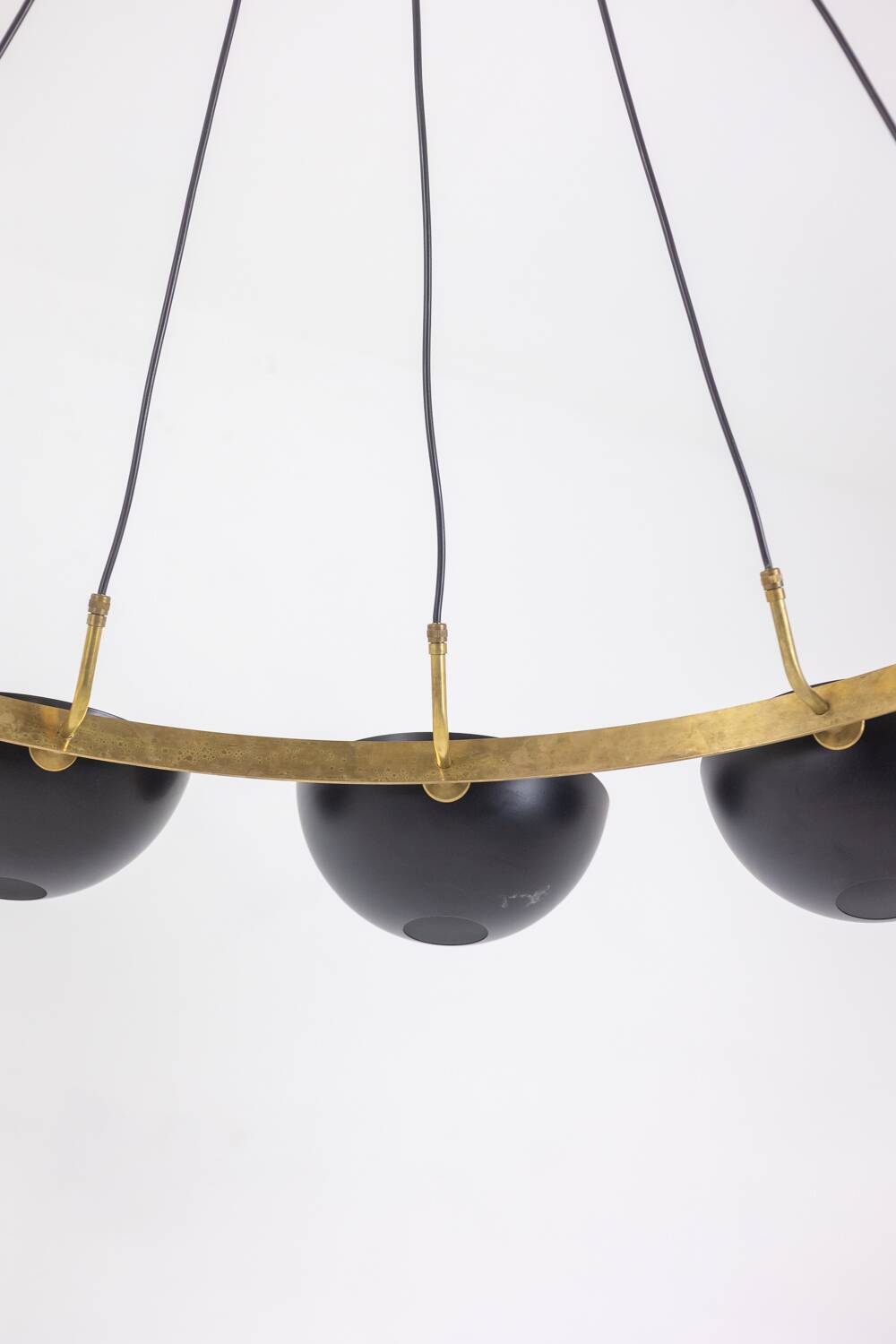 Contemporary 10-light chandelier or pendant light, brass and black lacquer