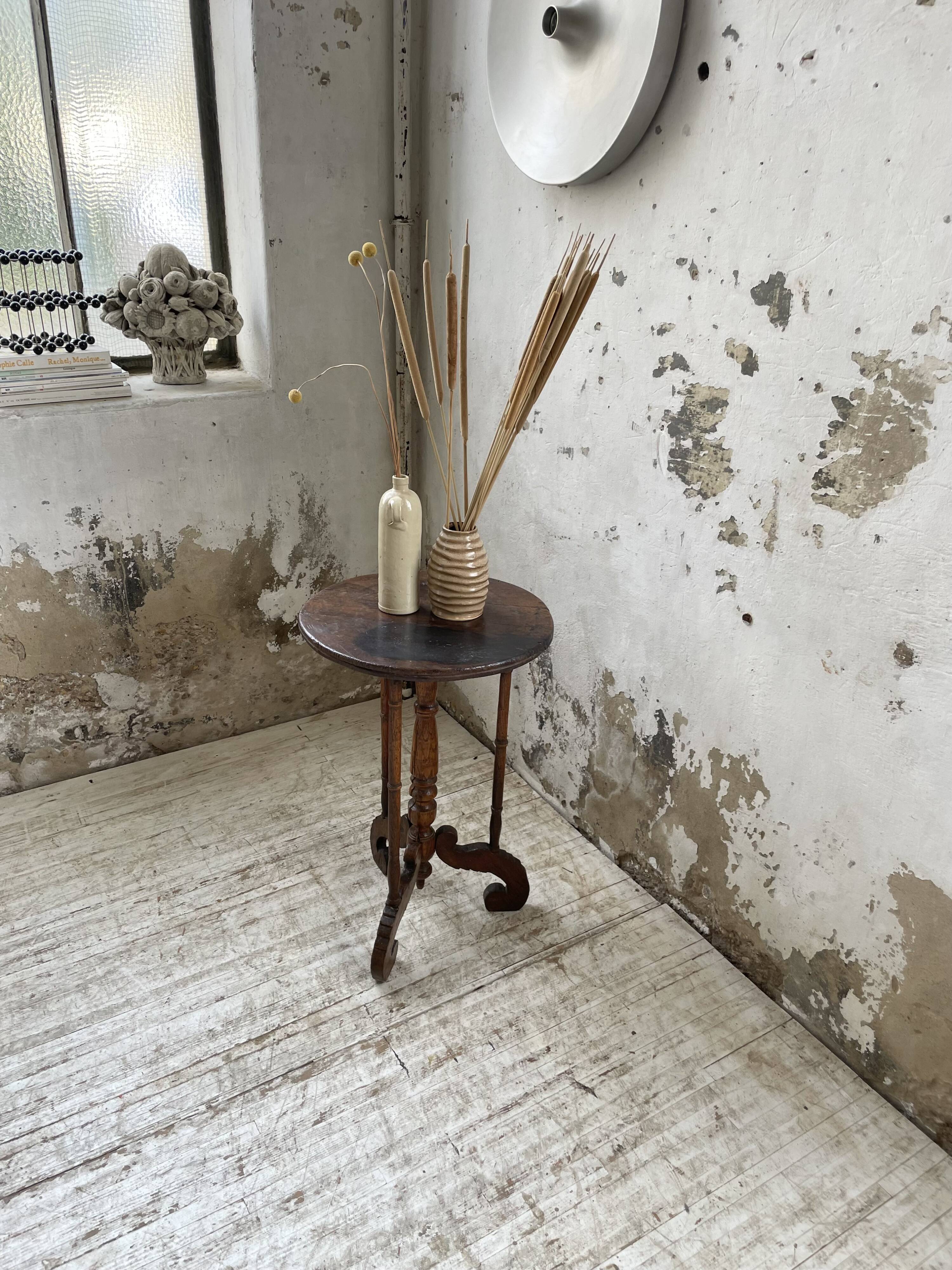 19th century oak pedestal console