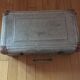 Valise en aluminium vintage