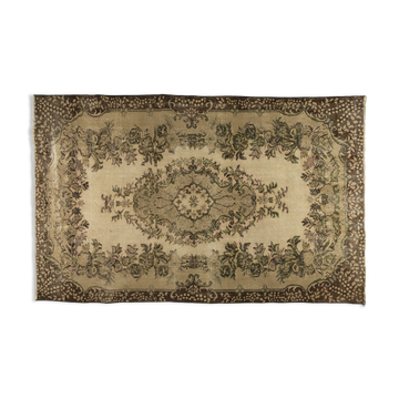Anatolian handmade vintage rug 281 cm x 168 cm