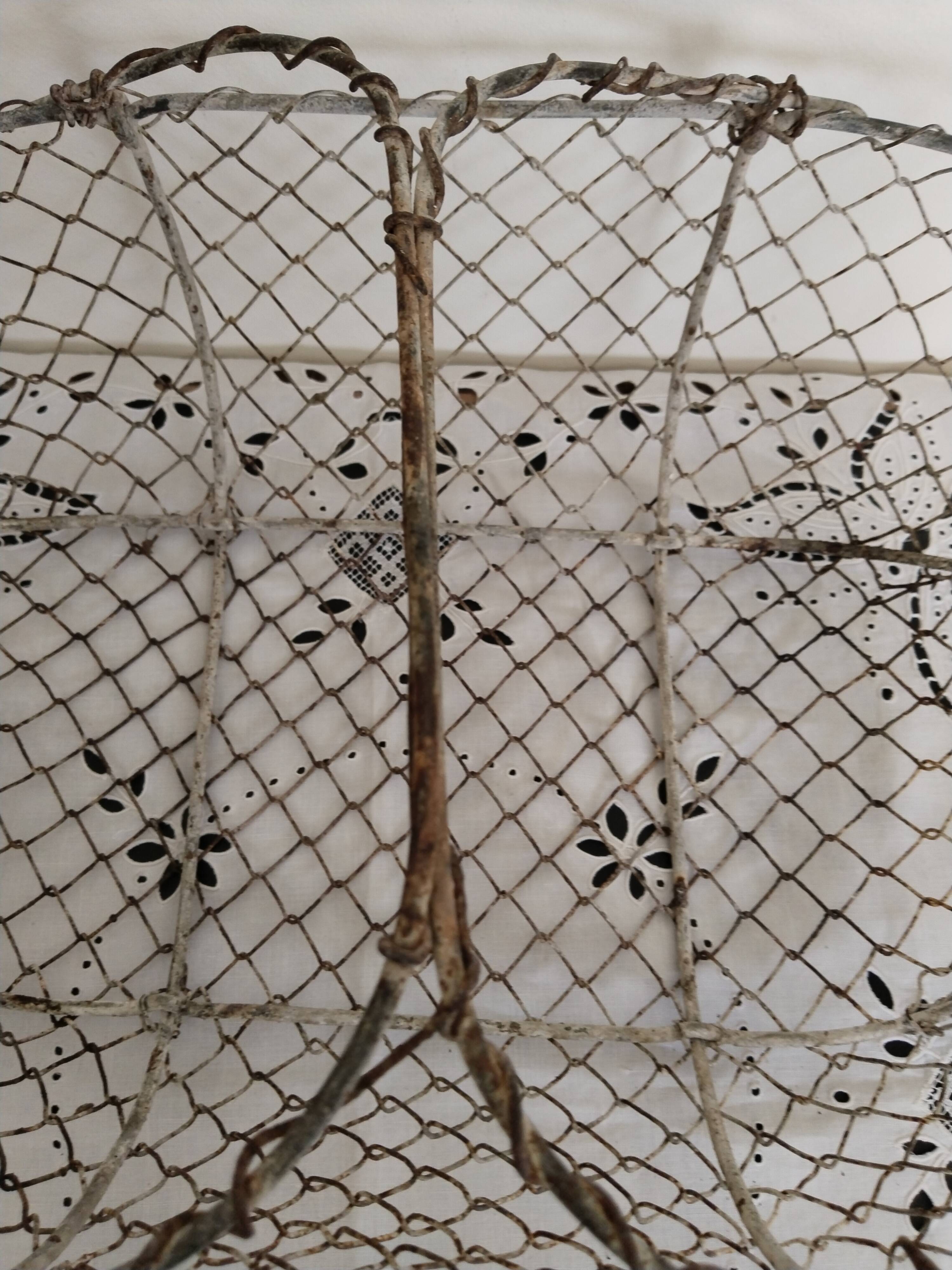 Salad basket, egg basket, vegetable basket, mesh wire basket