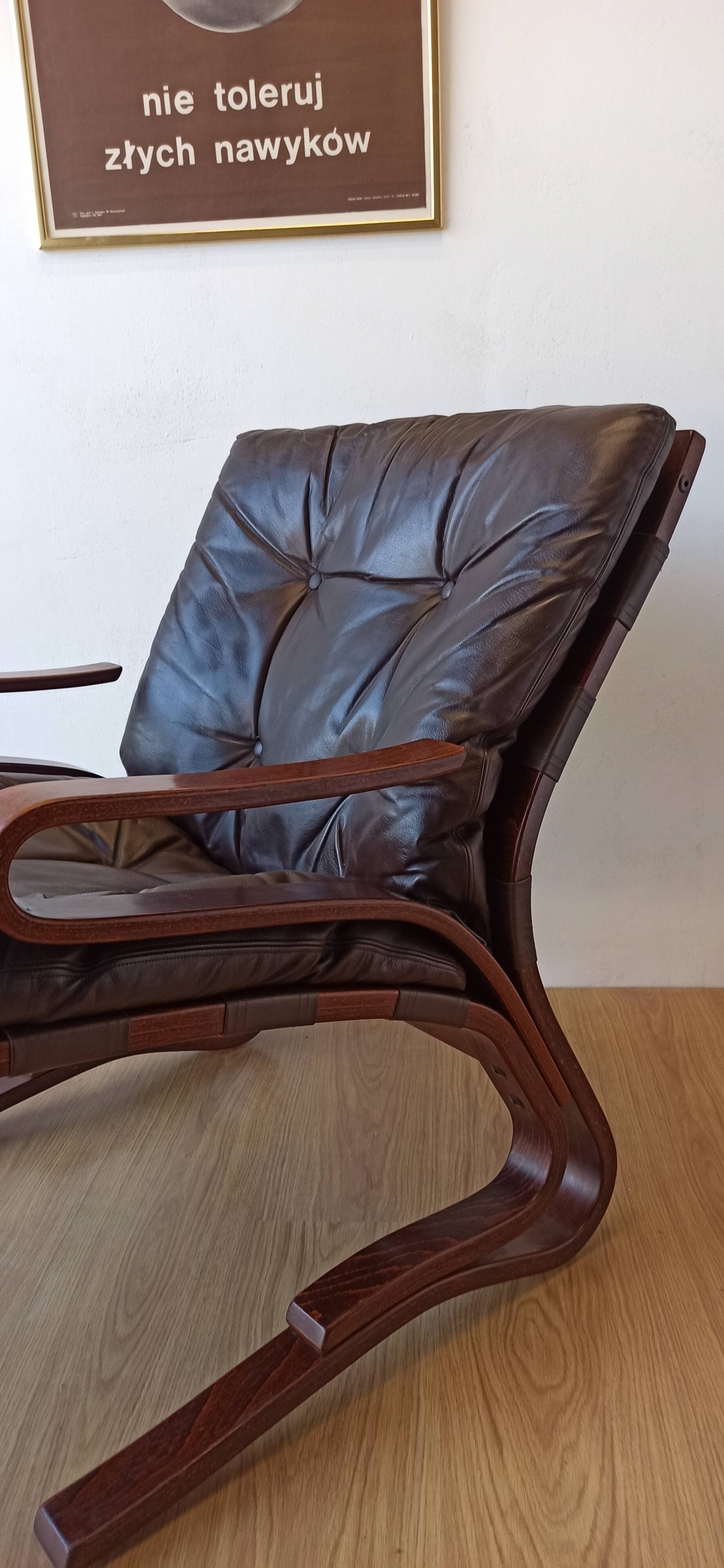 Scandinavian  Lounge Chair by Oddvin Rykken, 1960s.