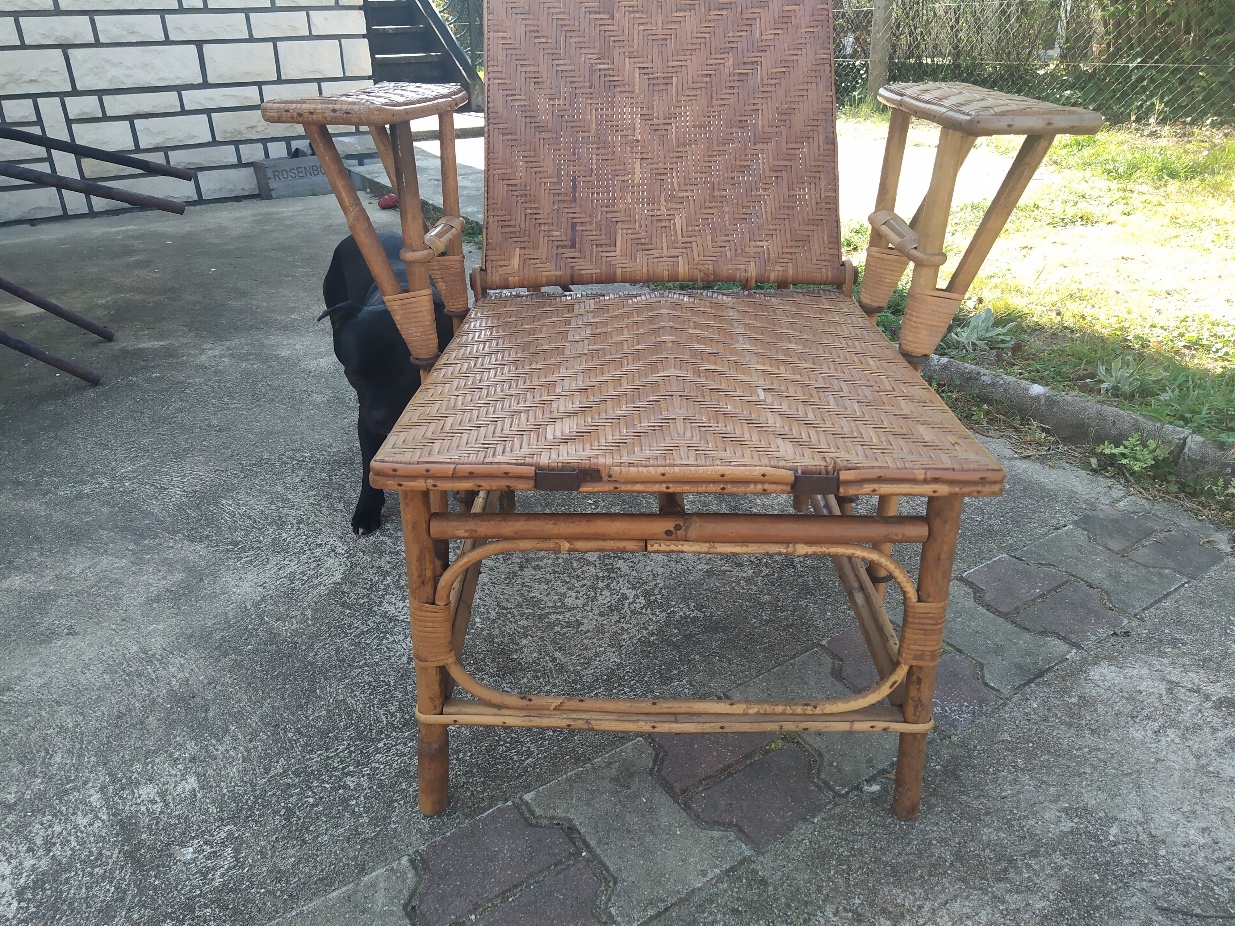 Former rattan and bamboo lounge chair in 1920