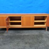 Vintage buffet row