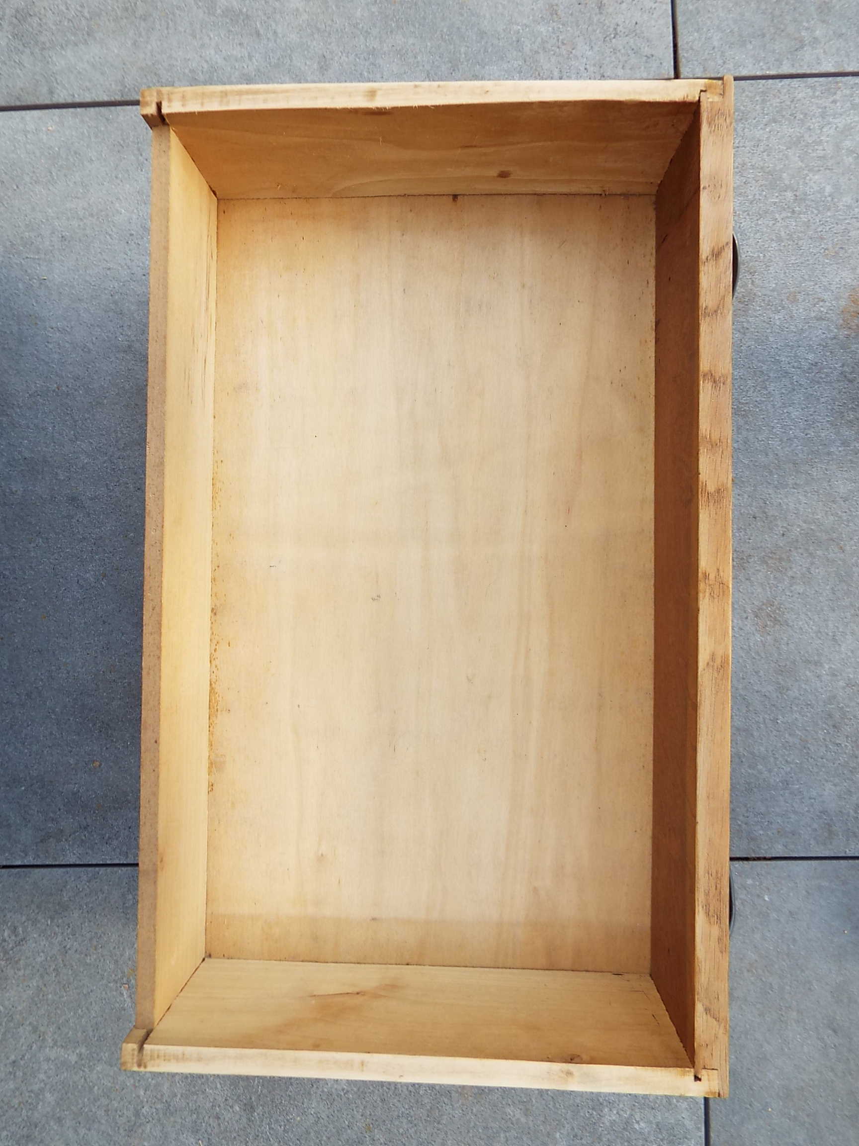 Art Deco chest of drawers