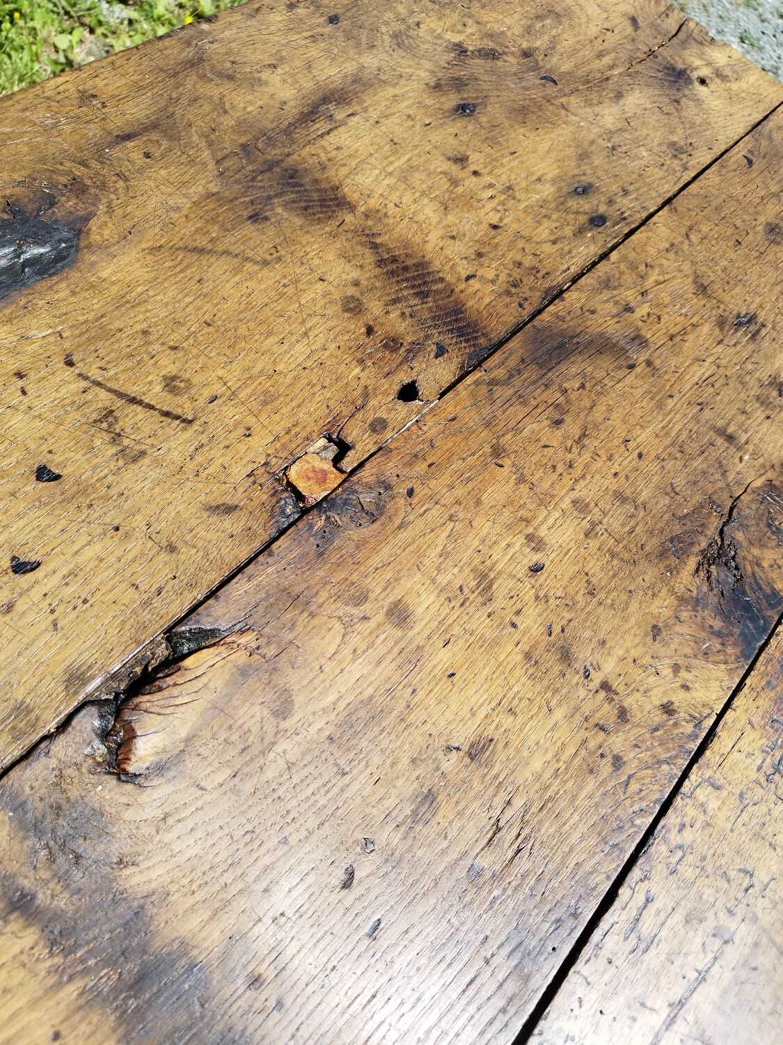 Large rustic farmhouse table bobbin legs