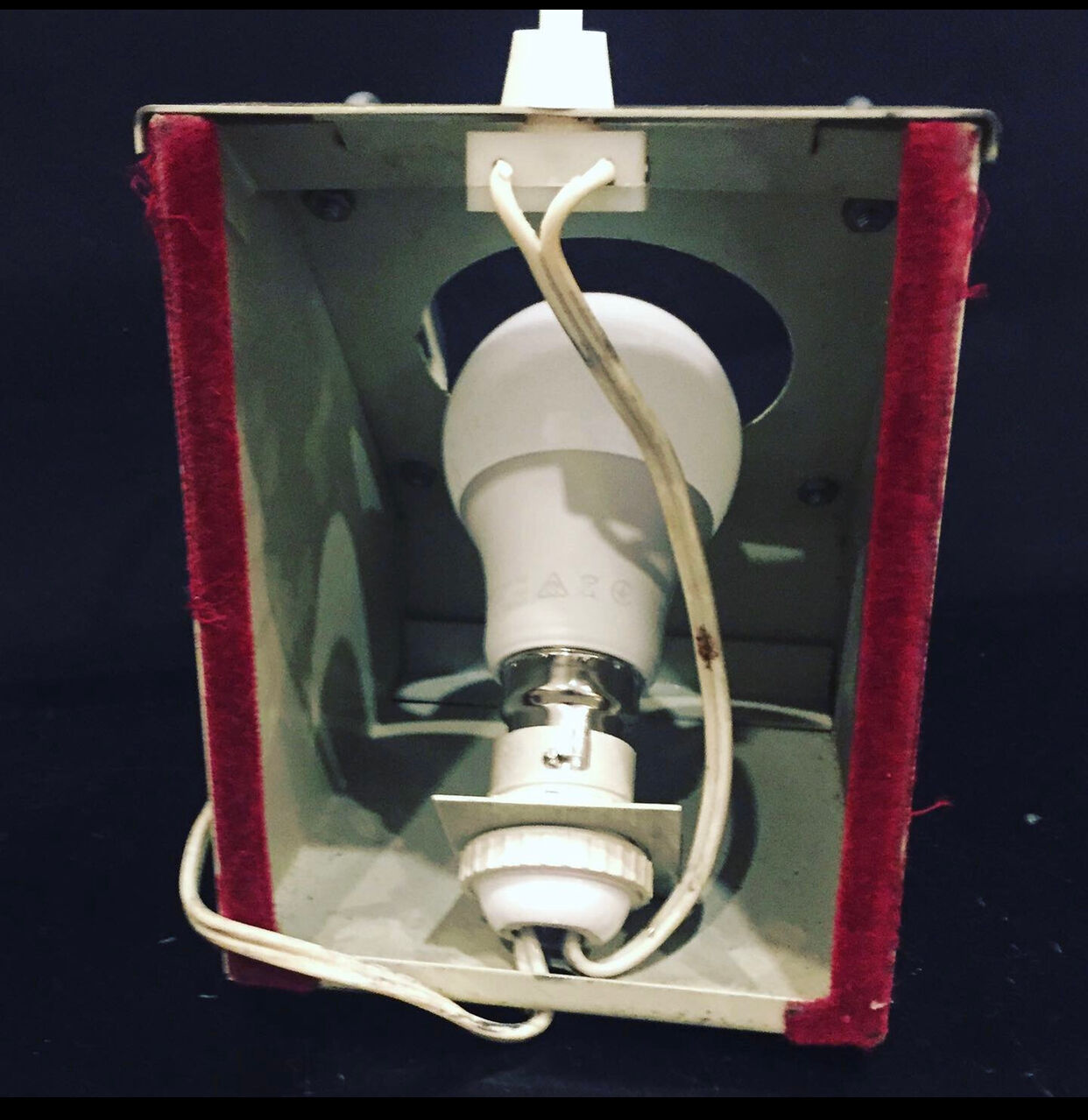 Portable medical lamp circa 1960