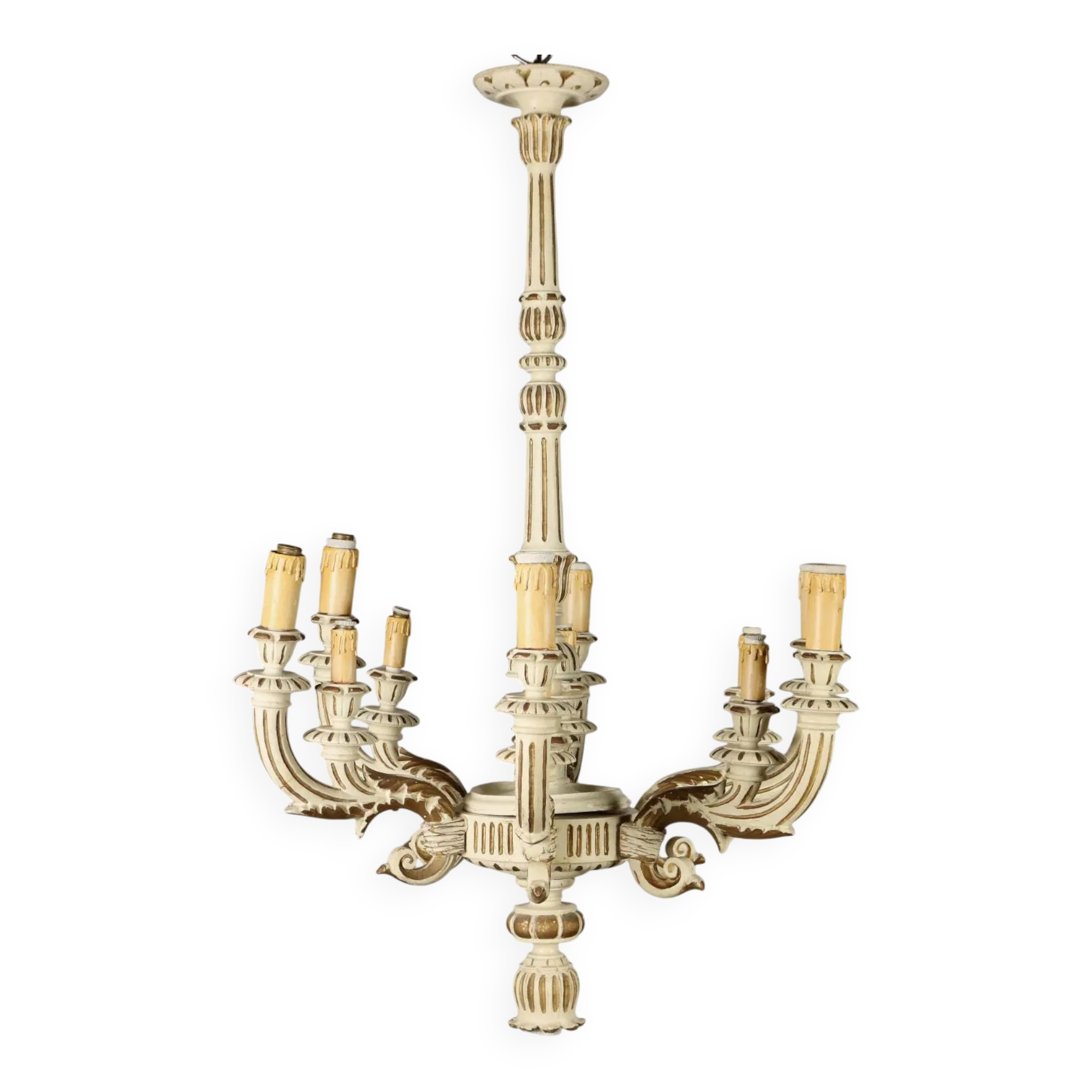 Antique chandelier in gilded and lacquered wood, Italy, 20th century.