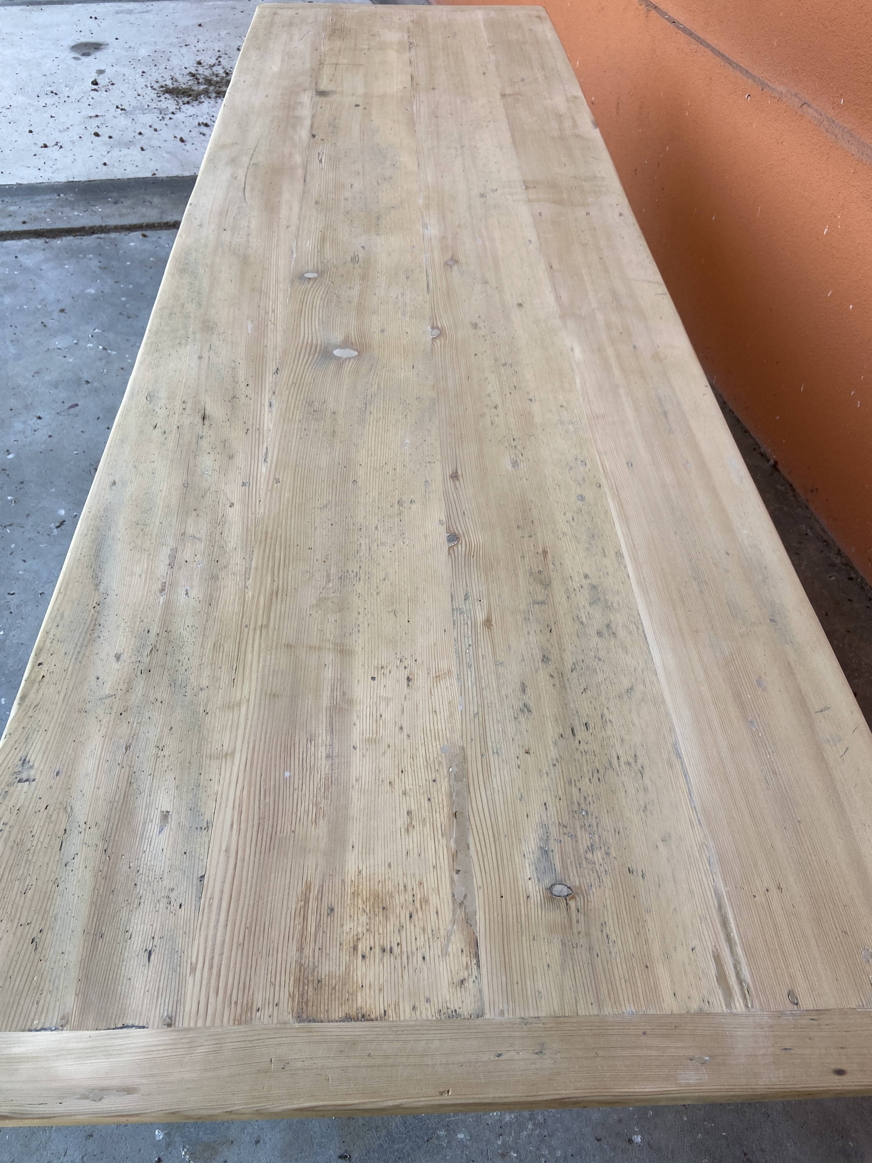 Grande table de ferme 280 cm en sapin