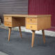 Bureau années 60 allemand en bois de hêtre pieds compas