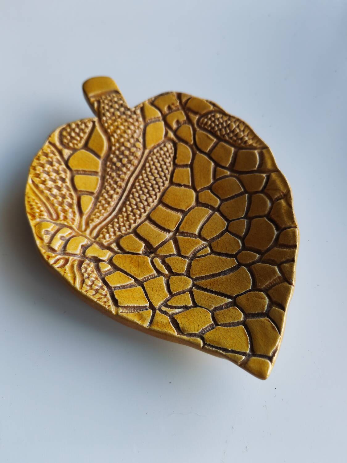 Ceramic leaf catchall from the 50s — Attributed to Dominique Baudart