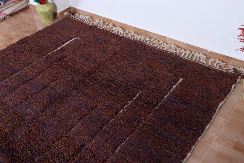 Handmade Moroccan Berber rug, size 150 x 260 cm