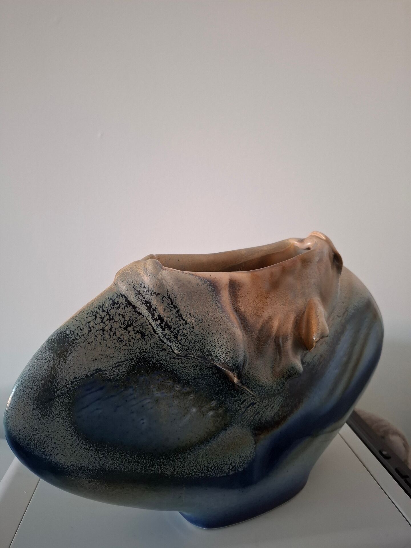 Art vase in raku pottery signed by Tony Evans.