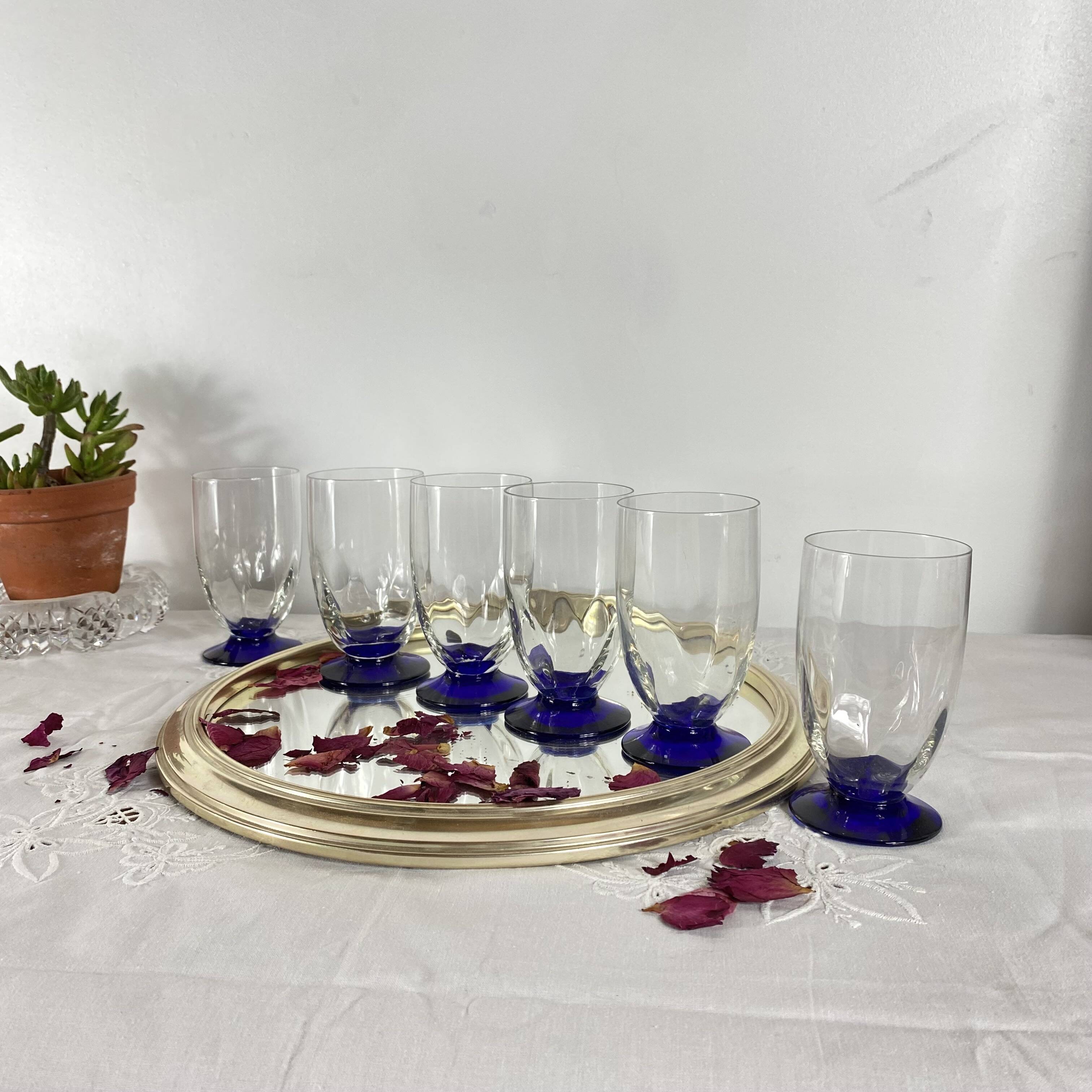 6 Art Deco glasses with blue stems, 16 cl.