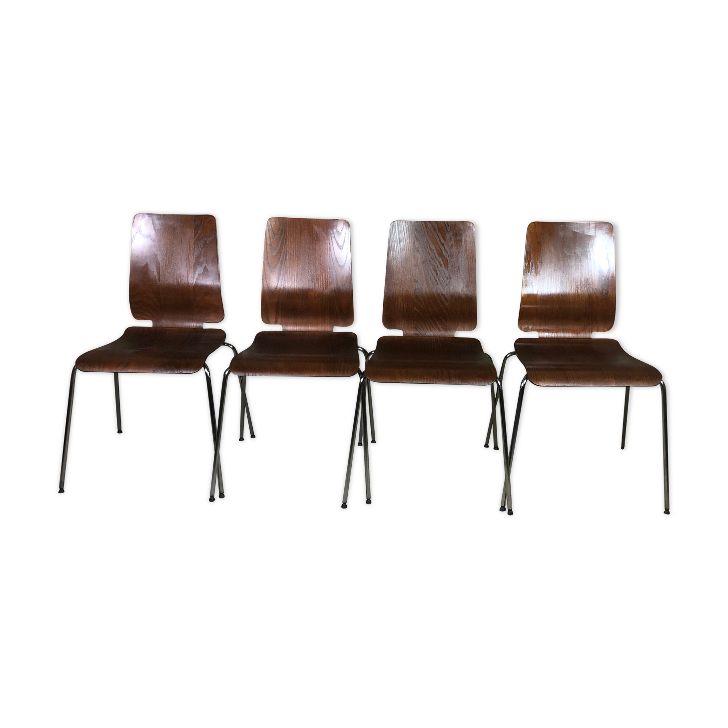 Vintage Scandinavian chairs in thermoformed wood 1970