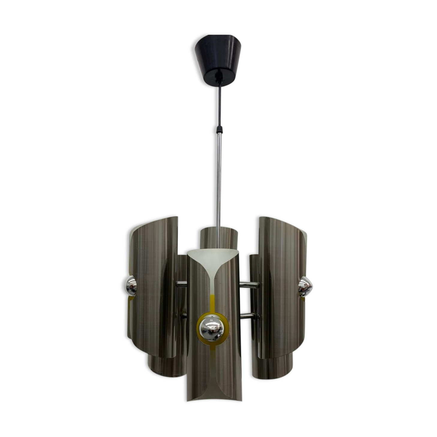 Space age suspension in 70s