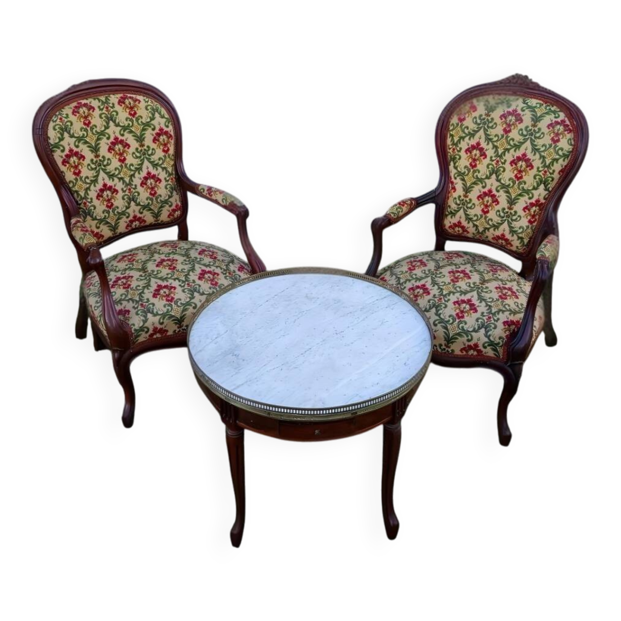 Deux fauteuils anciens style Louis XV + table guéridon en marbre