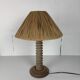 Lampe de table en bois tourné wabi-sabi brutaliste dans le style de Charles Dudouyt.