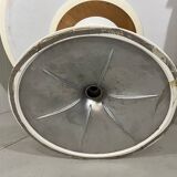 Knoll International Tulip dining table by Eero Saarinen