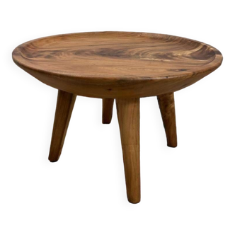Table basse ronde en bois style wabi sabi