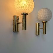 Applique vintage, laiton et opaline, Allemagne 1960