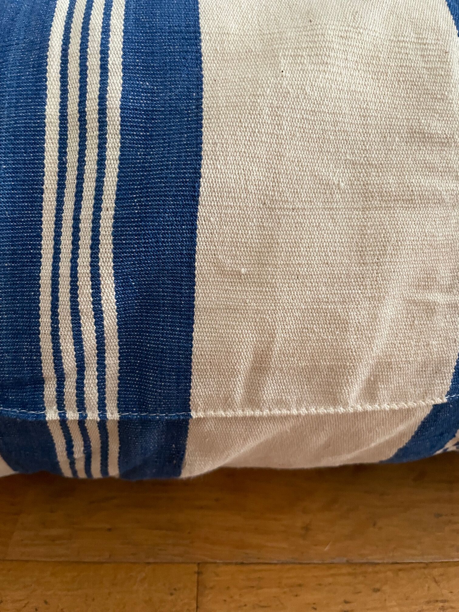 Tensira floor cushion