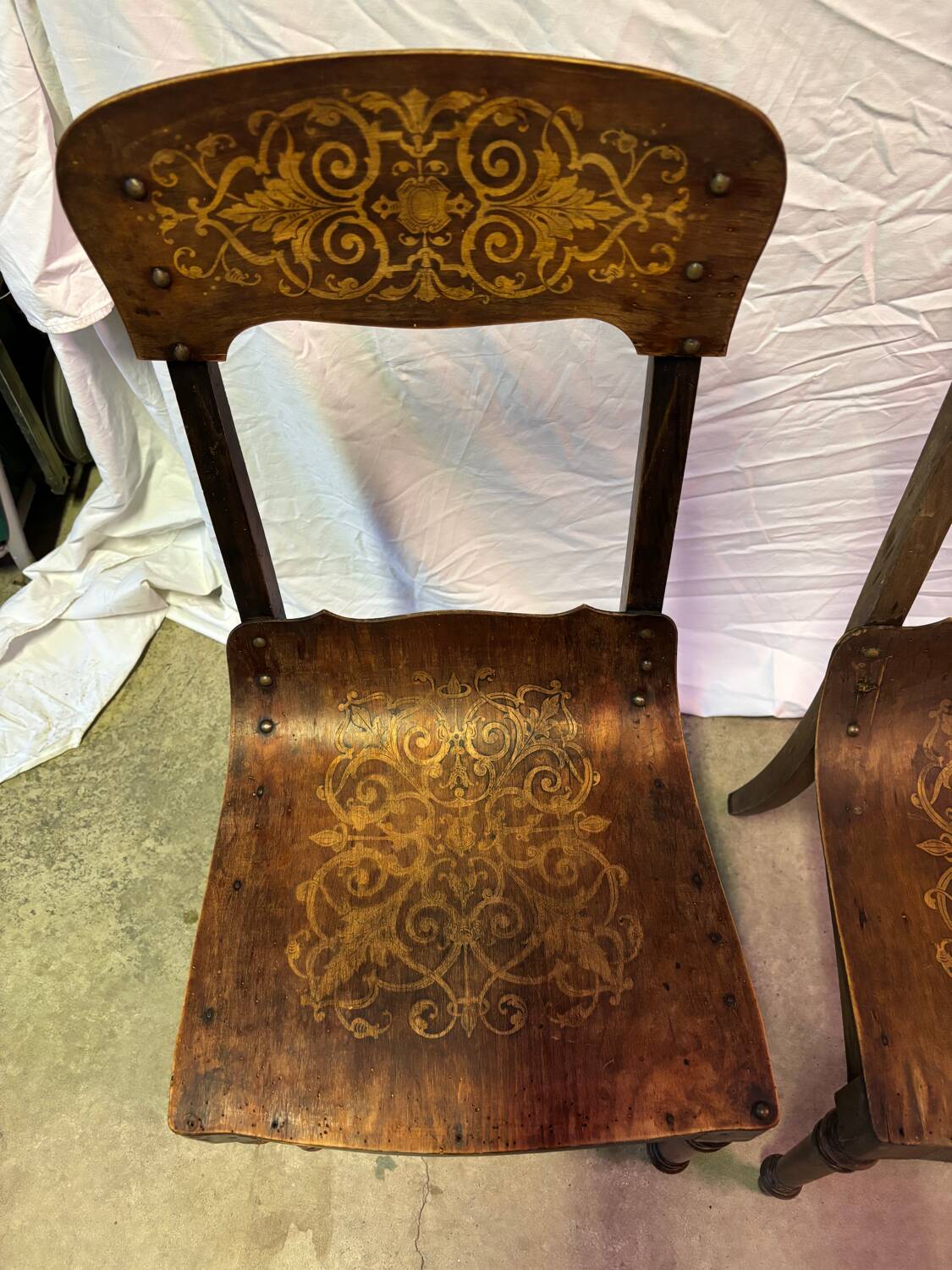 Chaises de bistrot de campagne
