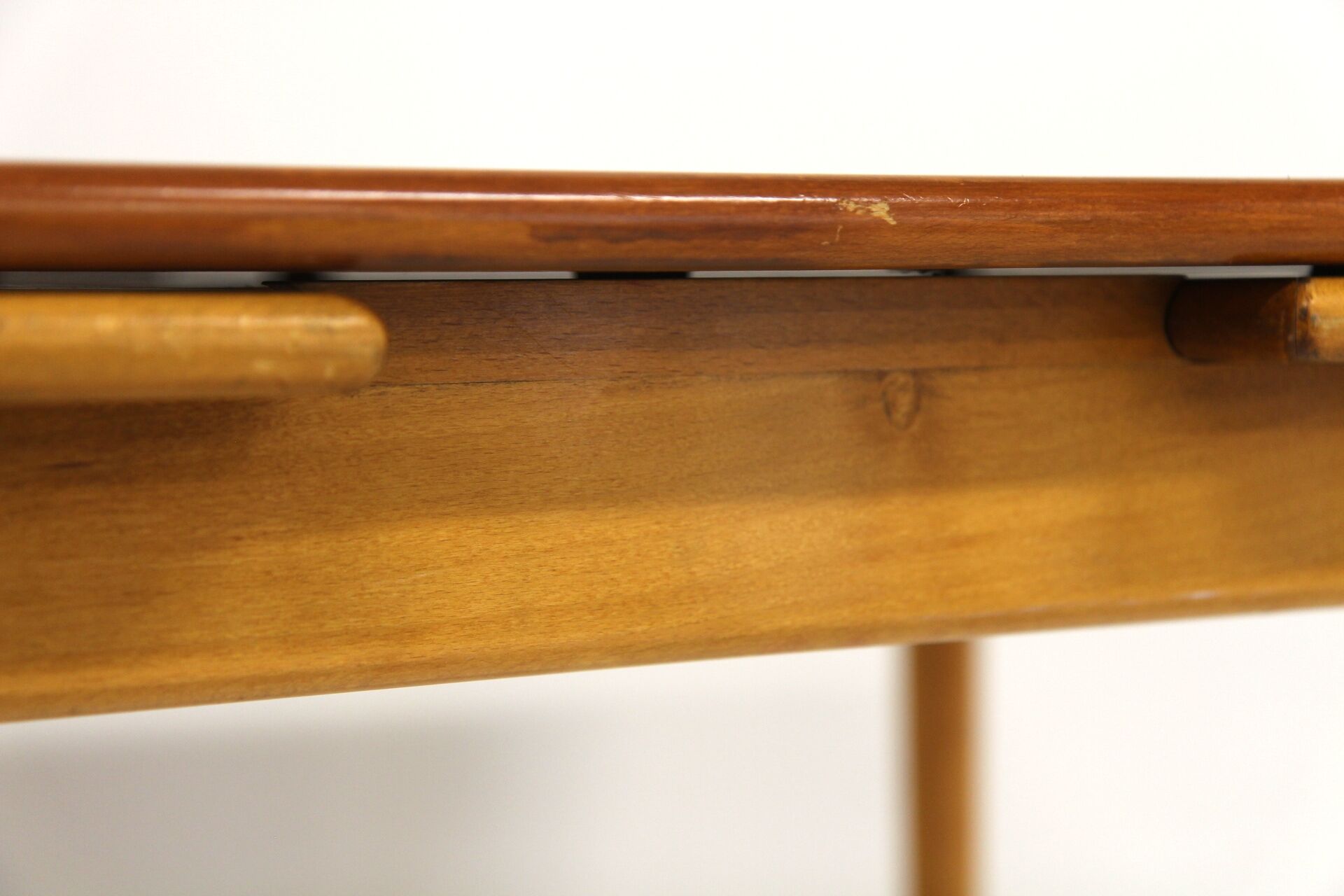 Table de salle à manger "portefeuille" en teck, Suède, 1960