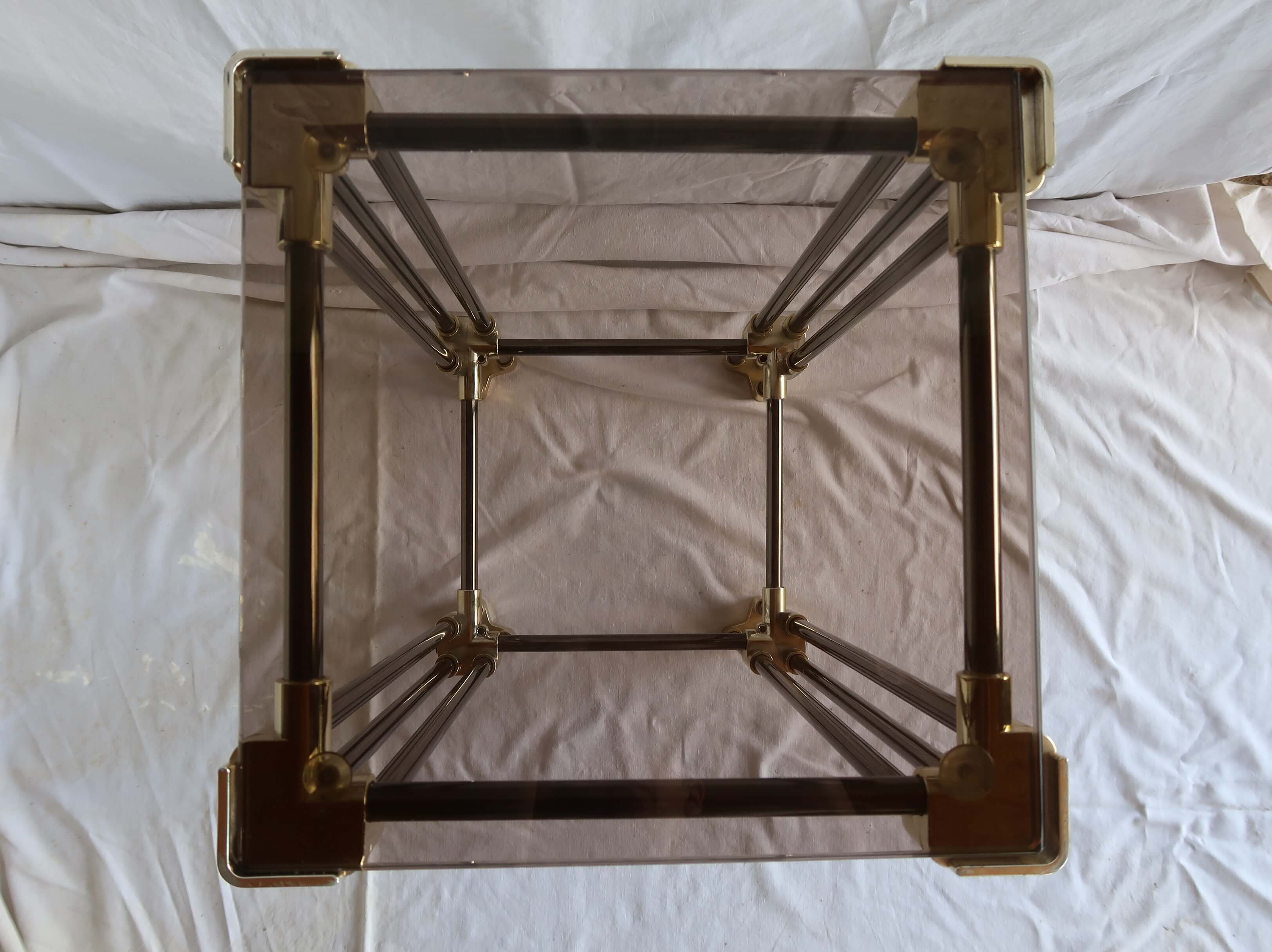 Column side table