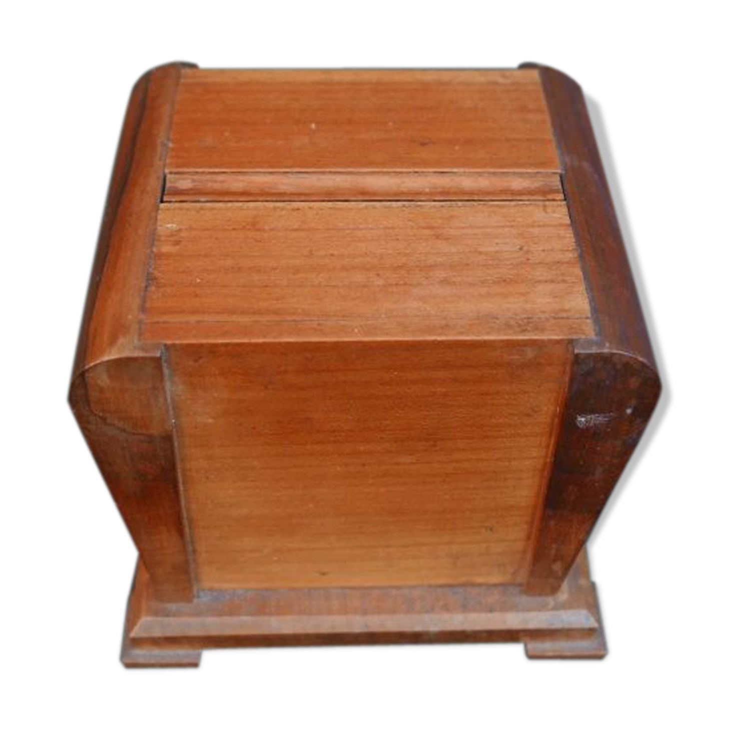 Box 50 years cigarette machine