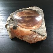 Vide poche brutaliste en onyx