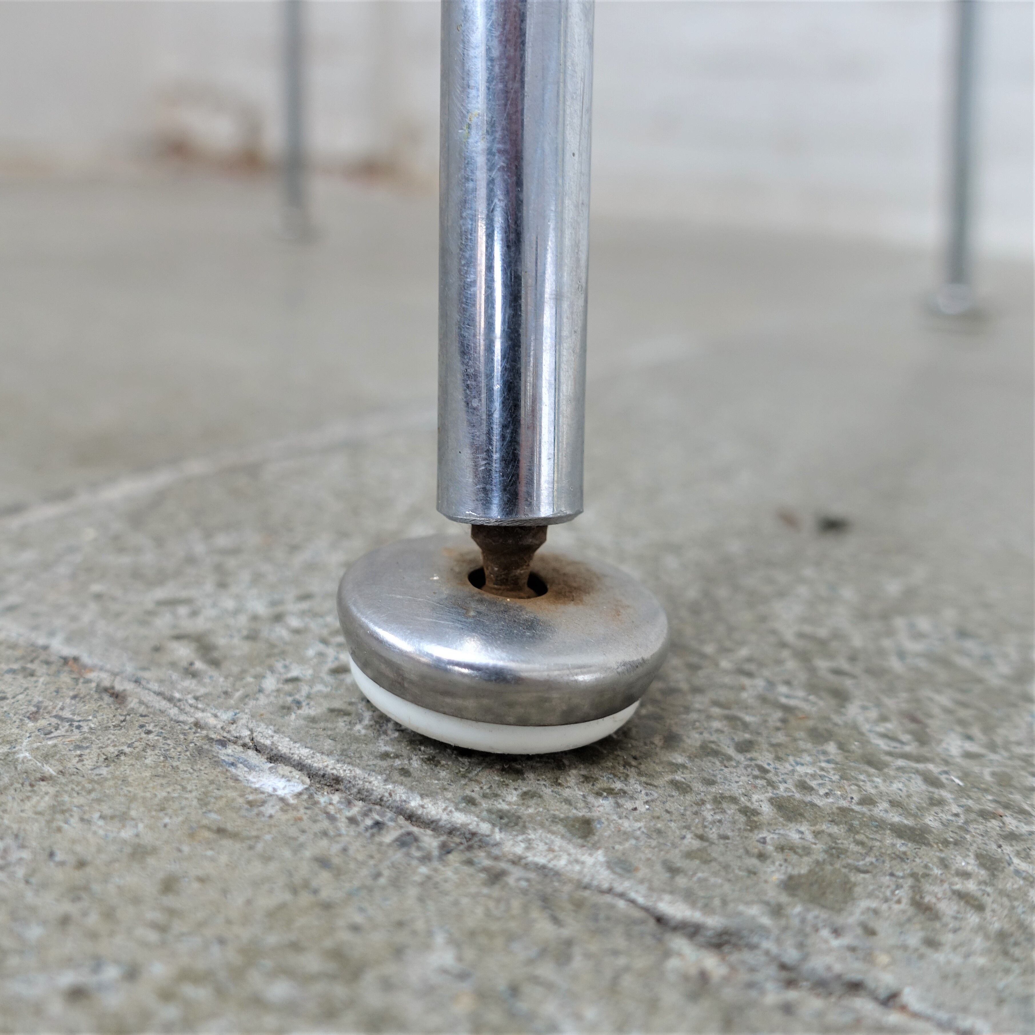 Harry Bertoia bar chair