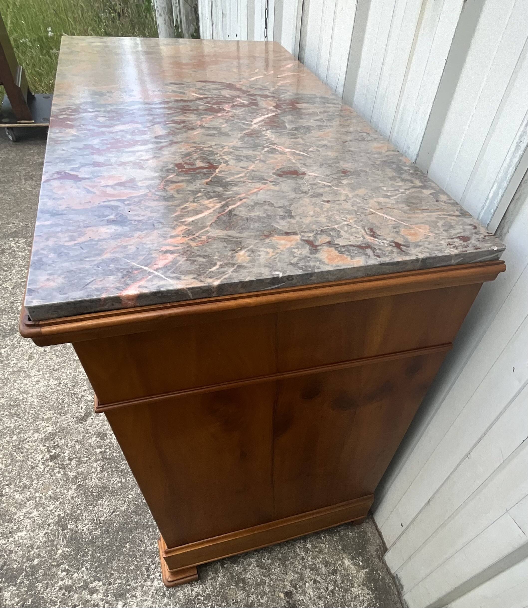 Louis-Philippe chest of drawers in cherry burl and Pyrenees marble top f