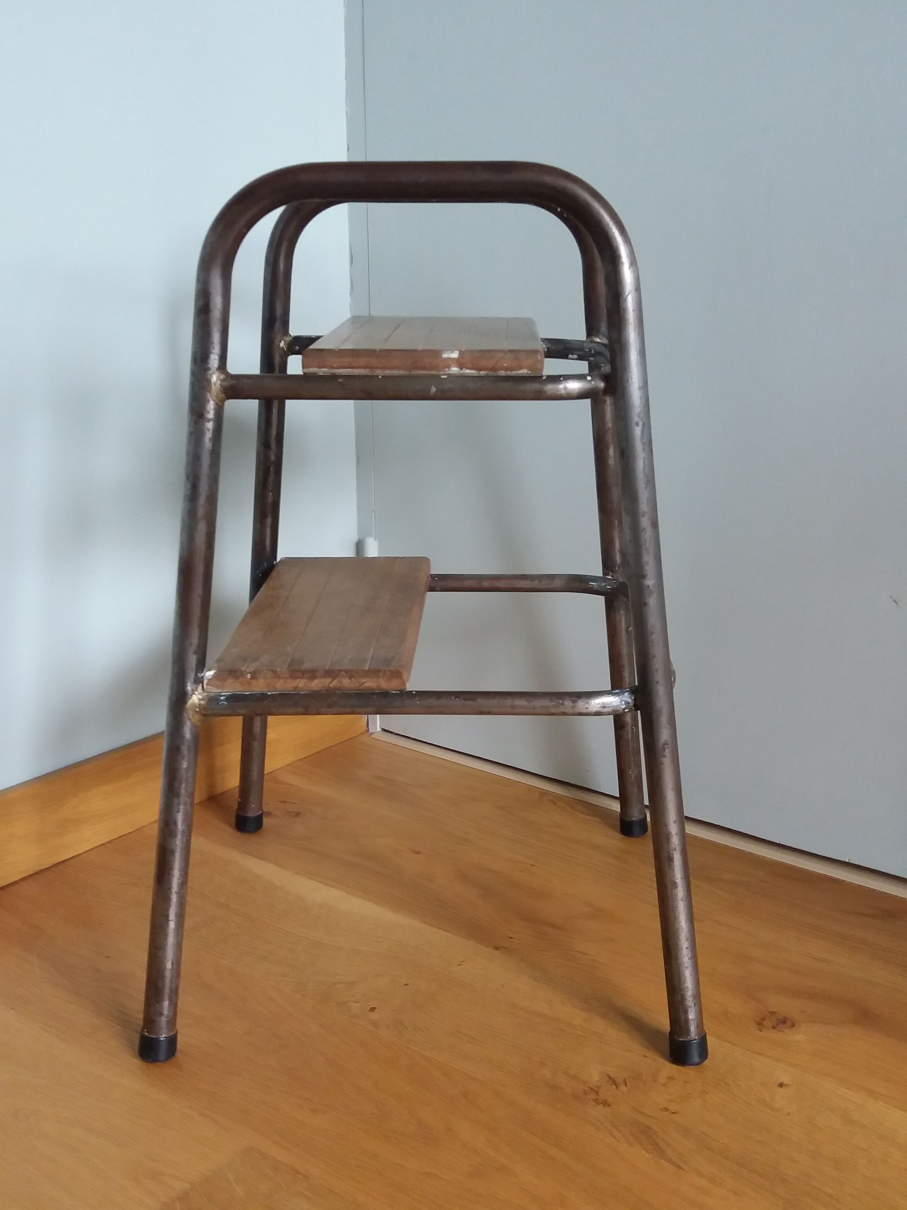 Stepladder workshop step