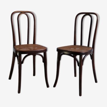 Duo de chaises bistrot estampillées Thonet