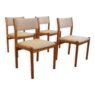 Set of 4 NIels O Möller chairs 'Egemosedam'