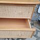 Commode en rotin vintage