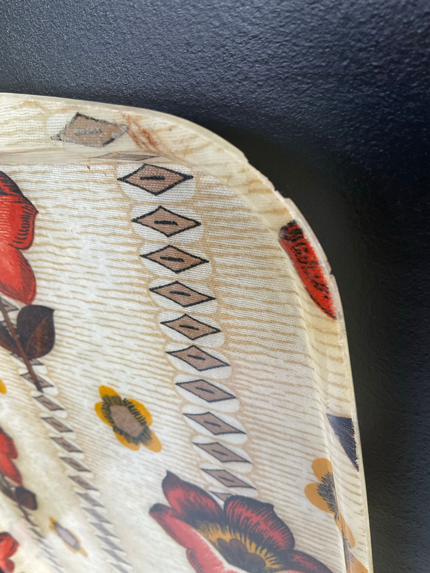 1970s vintage Alpac fibreglass plateau