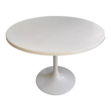 Round table