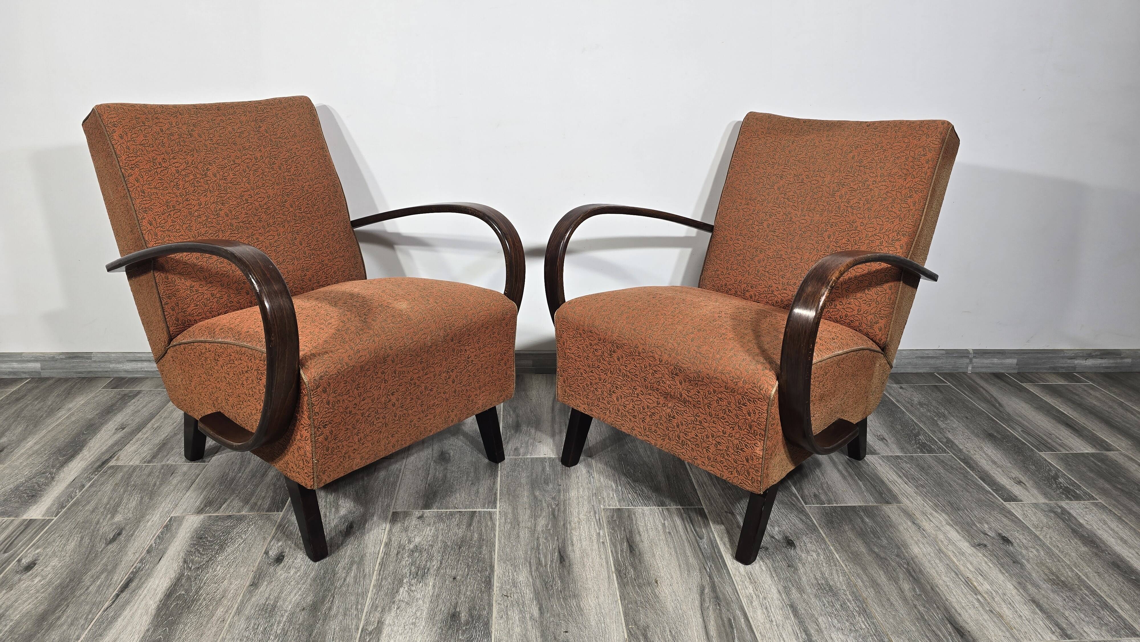 Vintage Armchairs from Jindrich Halabala, 1940s, Set of 2