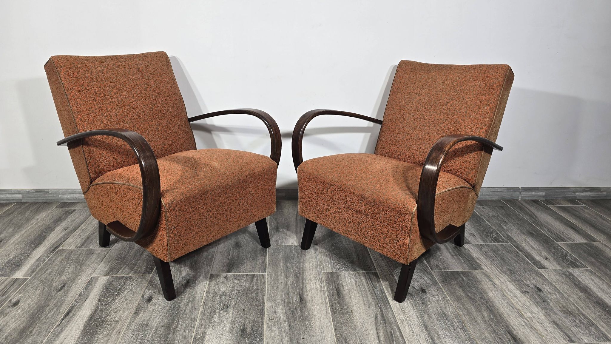 Vintage Armchairs from Jindrich Halabala, 1940s, Set of 2
